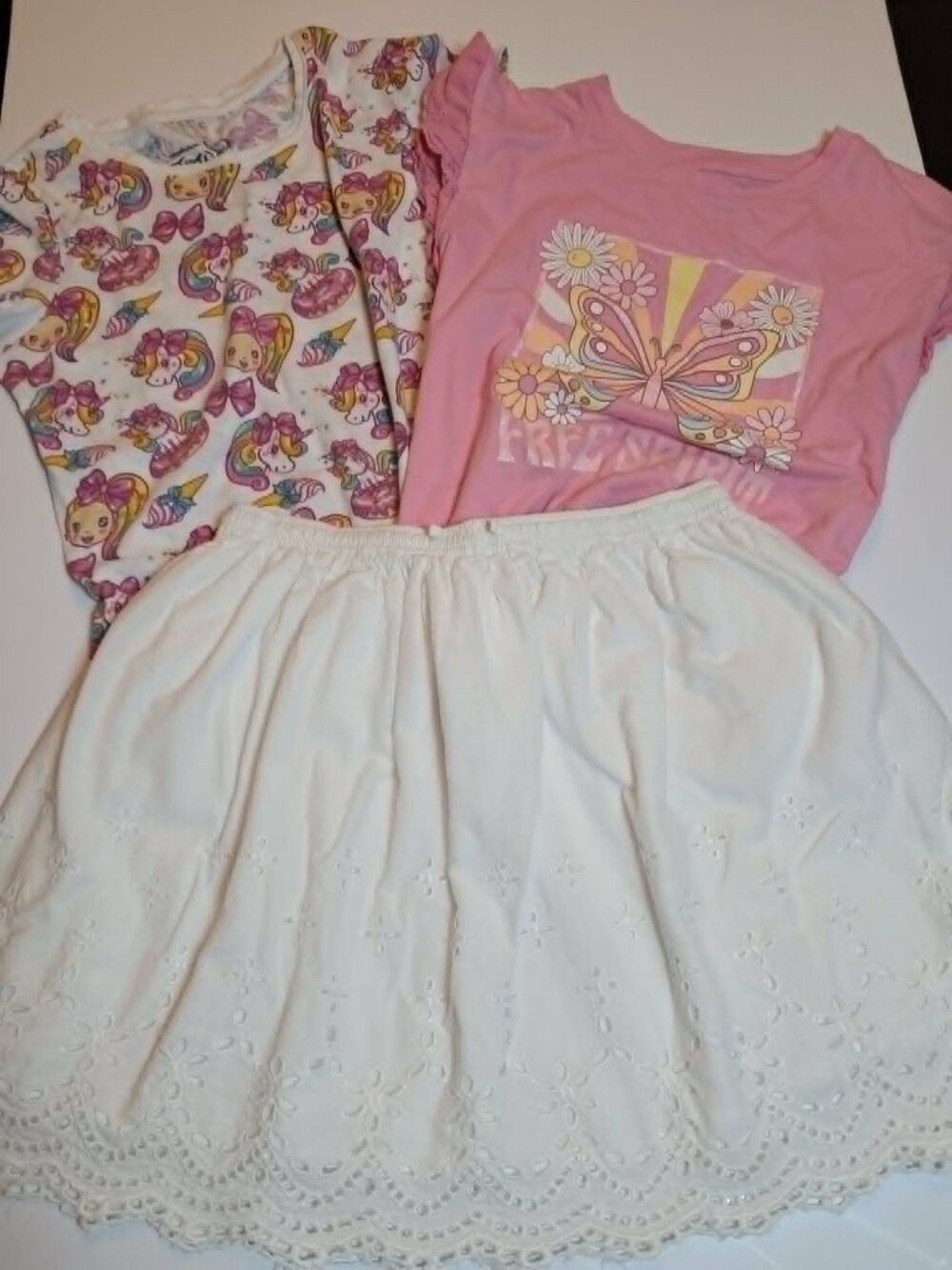 Girls 3 Pc Skirt & T Shirt Set Size 9–12 Years - Picture 2 of 14